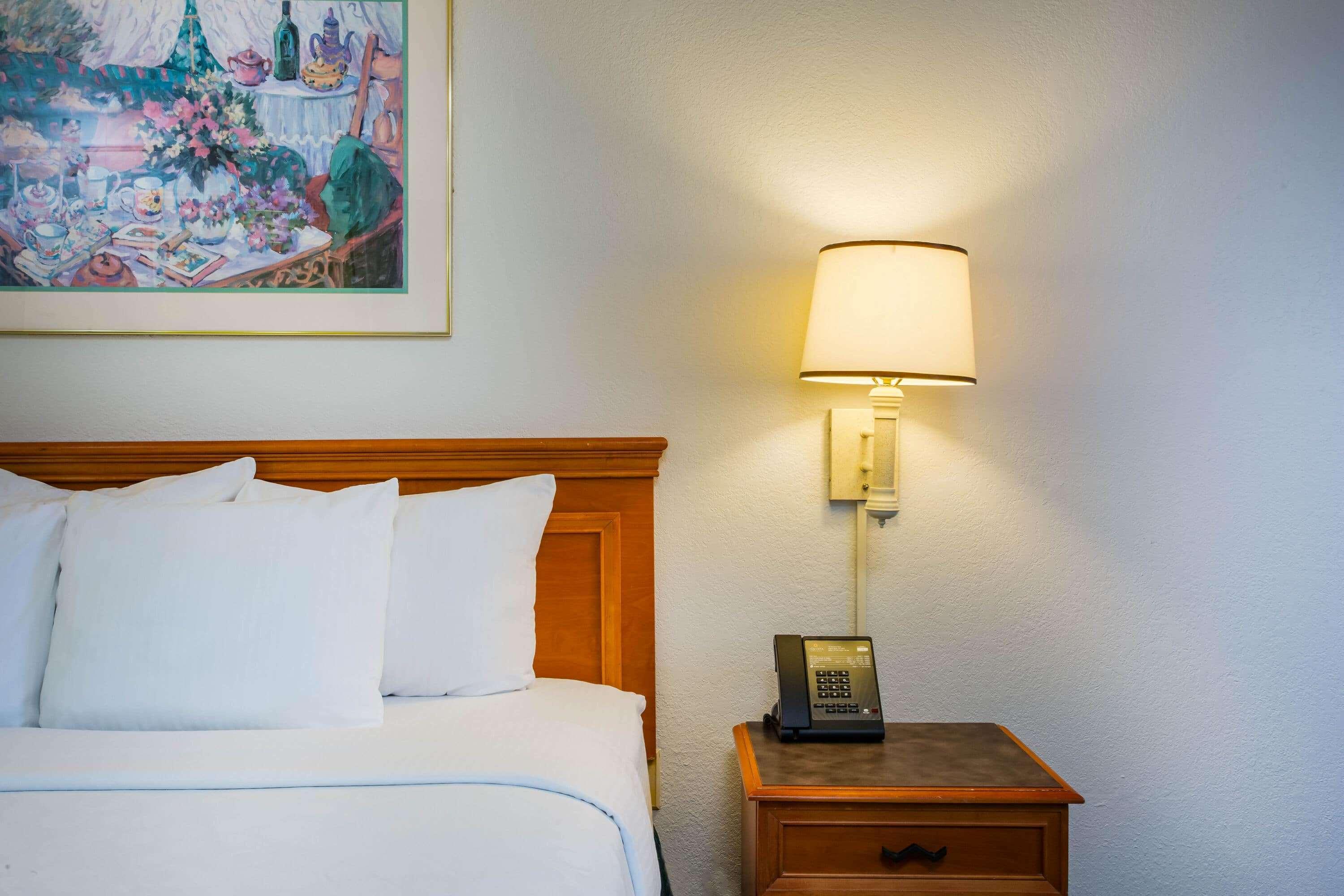 La Quinta Inn by Wyndham Norfolk Virginia Beach Exterior foto