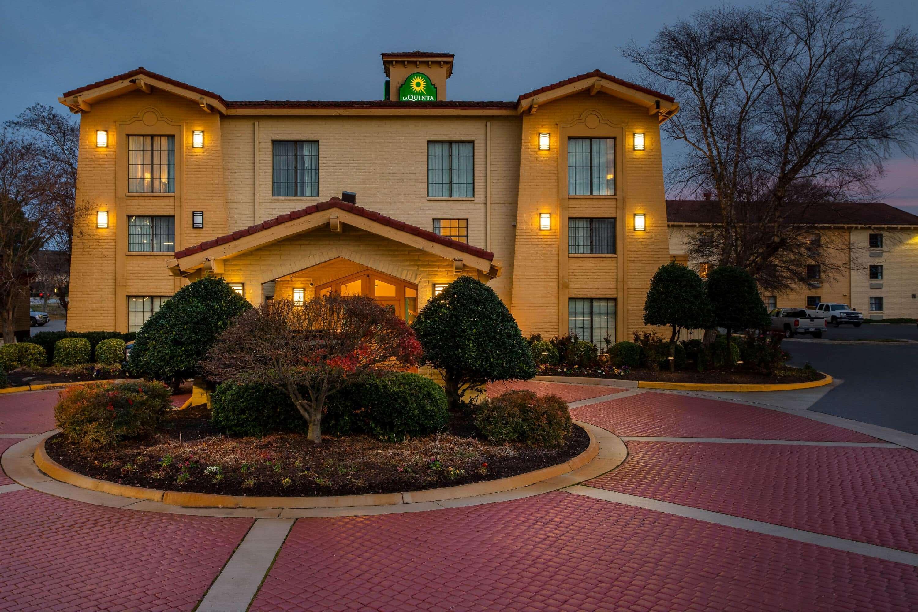La Quinta Inn by Wyndham Norfolk Virginia Beach Exterior foto
