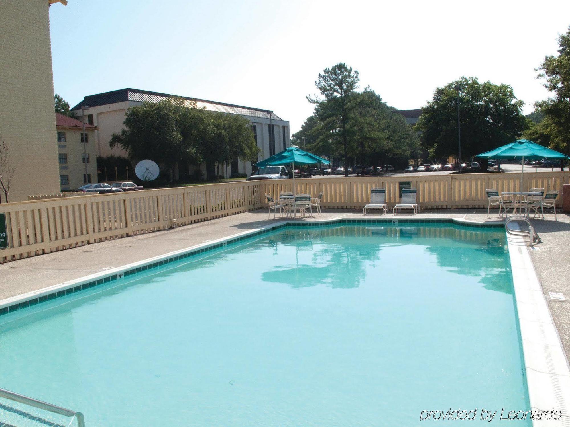 La Quinta Inn by Wyndham Norfolk Virginia Beach Exterior foto